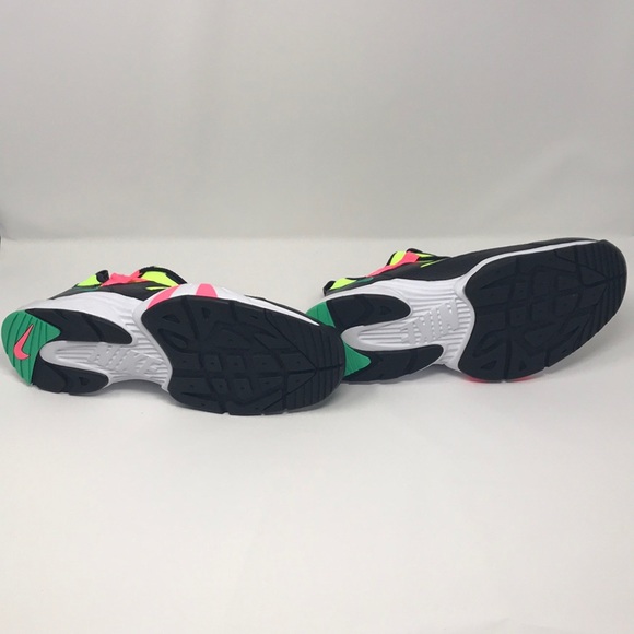 NIKE AIR Cross Training Size 12 - Picture 3 of 8